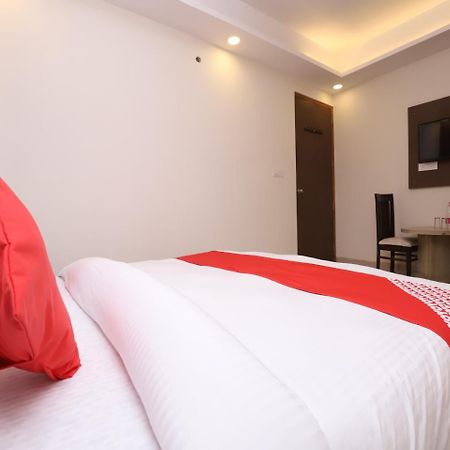 Hotel Le Princess @ Airport Yeni Delhi Dış mekan fotoğraf