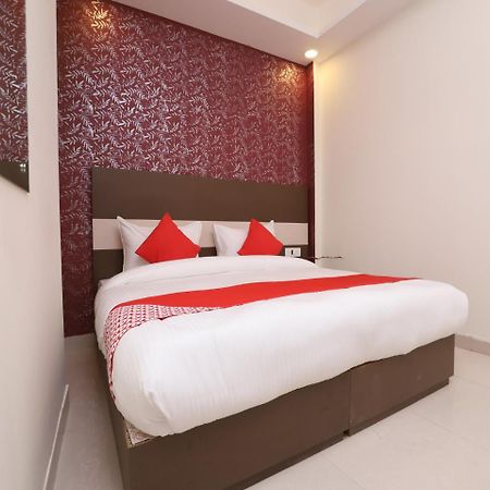Hotel Le Princess @ Airport Yeni Delhi Dış mekan fotoğraf