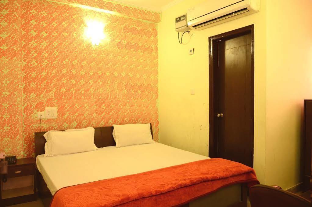 Hotel Le Princess @ Airport Yeni Delhi Dış mekan fotoğraf