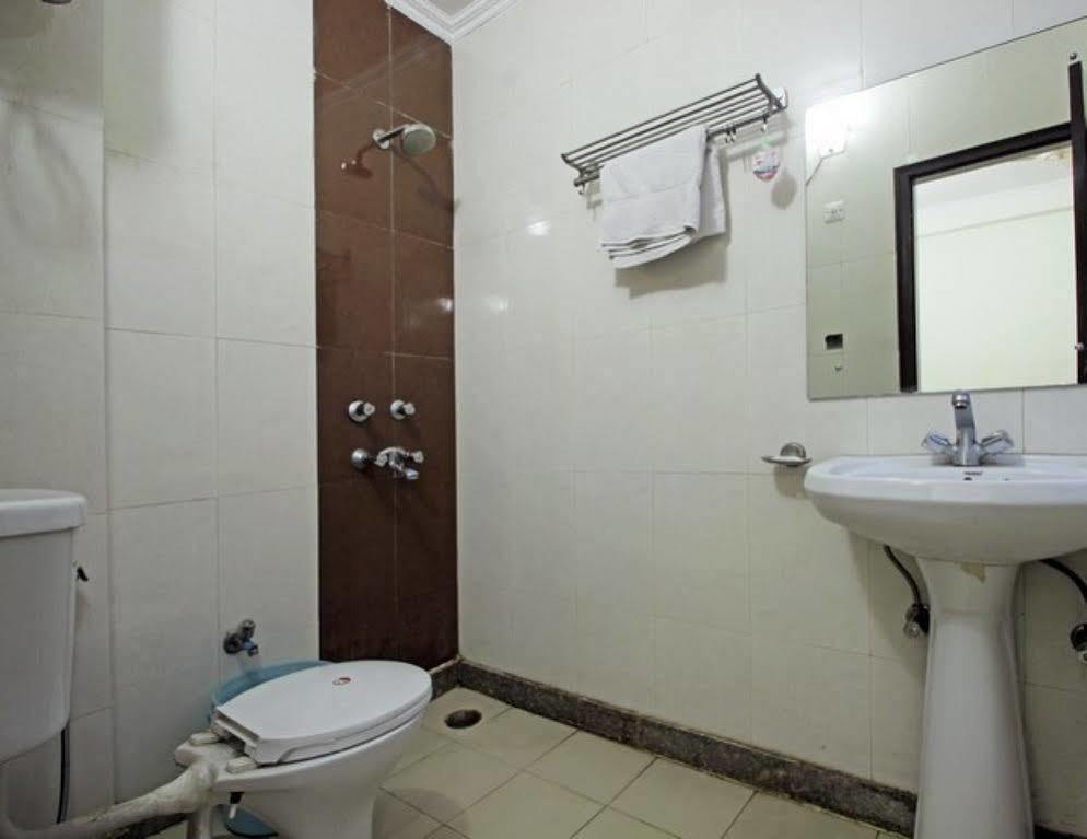 Hotel Le Princess @ Airport Yeni Delhi Dış mekan fotoğraf