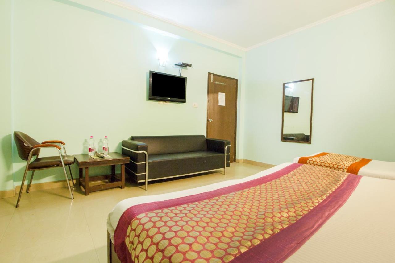 Hotel Le Princess @ Airport Yeni Delhi Dış mekan fotoğraf