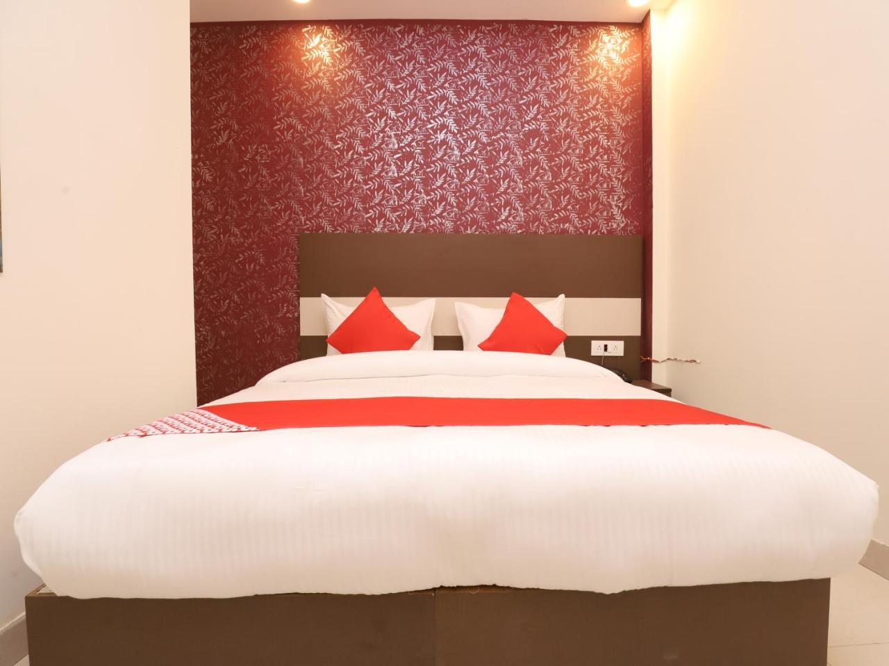 Hotel Le Princess @ Airport Yeni Delhi Dış mekan fotoğraf